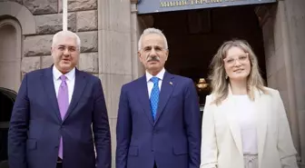 Ulaştırma ve Altyapı Bakanı Uraloğlu, Bulgaristan Başbakanı Jelyazkov ile görüştü