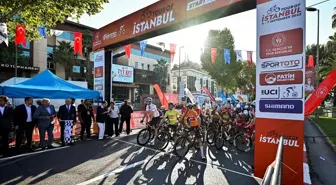 Uluslararası İstanbul Bisiklet Turu'nun Son Etabı Fatih'te Başladı