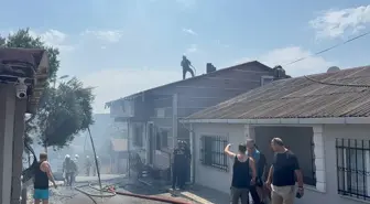 Ümraniye'de Kömürlükte Yangın Çıktı