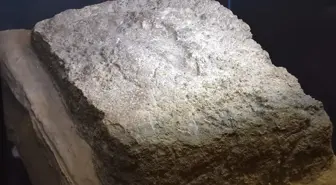 Urartulara ait kadın ayak izi Van Müzesi'nde ilk kez sergileniyor