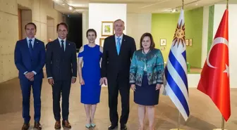 Uruguay'ın Bağımsızlık Bildirgesi'nin 200. Yıl Dönümü Kutlandı