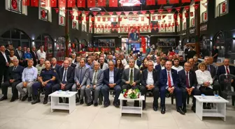 Uşak'ta 50 yıllık saat tamircisine 'Yılın Ahisi' ödülü verildi
