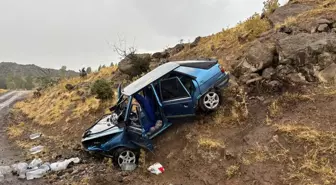Uşak'ta İki Trafik Kazası: 5 Yaralı