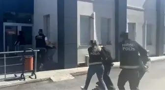Erzincan'da Uyuşturucu Operasyonu: 12 Kilo Skunk Ele Geçirildi