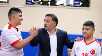 Vali Çiçek'ten Genç Sporculara Ziyaret ve Destek Mesajı