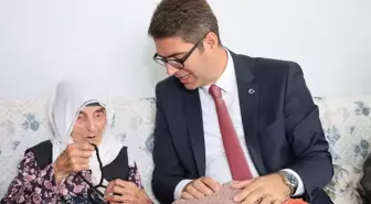 106 Yaşındaki Ayşan Aktaş'a Yaşlılar Haftası Ziyareti