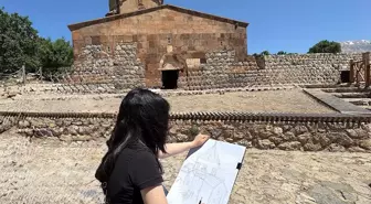 Akdamar Adası, Van Gölü'nün Gözde Turistik Noktası