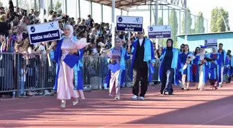 Van YYÜ Mezuniyet Töreni Coşkuyla Gerçekleşti
