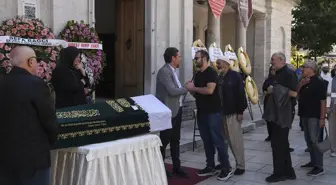 Veysel Karani'nin torunu Gülden Samir'in cenazesi İstanbul'da defnedildi