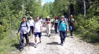 Kurtuluş Savaşı'nın Ruhu 'Atatürk ve İstiklal Yolu Yürüyüşü'nde Yaşatıldı