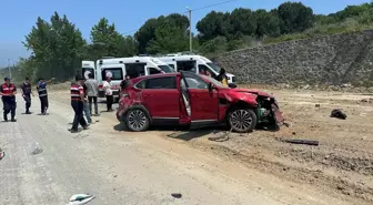 Yalova'da Elektrikli Otomobil Dağ Yolundan Düştü: 2 Yaralı