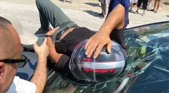 Çınarcık'ta Otomobil Motosiklete Çarptı: Sürücü Yaralandı