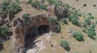 Yaşamın ilk izlerinin araştırıldığı mağarada Paleolitik Çağ'a ait yeni buluntulara ulaşıldı