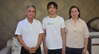 YKS Yabancı Dil Testi'nde Türkiye Birincisi Mehmet Sarak Bilgisayar Mühendisi Olmak İstiyor