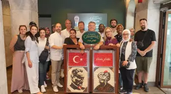 Yunus Emre Enstitüsü'nde Kültür Köprüleri İnşa Ediliyor