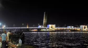 Yeni Galata Köprüsü Geçici Olarak Trafiğe Kapandı