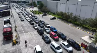 Gurbetçiler Türkiye'ye Veda Ederken Hüzünlü Anlar Yaşıyor