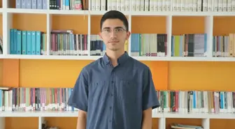 YKS Türkiye 5'incisi Yusuf Arda Özkan, Sürecini Gazze'deki Yaşıtlarına Armağan Etti