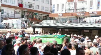Yozgat'ta Trafik Kazasında Hayatını Kaybeden Hemşire Son Yolculuğuna Uğurlandı