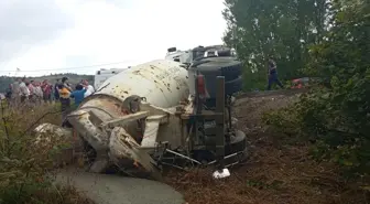 Zonguldak'ta Beton Mikserinin Otomobile Çarpması Sonucu 1 Ölü, 1 Yaralı