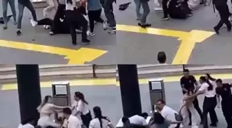 Mersin'de Alışveriş Merkezi Önünde Kadınlar Arasında Kavga