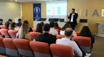 EGİAD'dan Küresel Belirsizlikler Konulu Etkinlik
