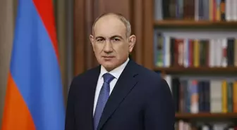 Paşinyan, Barış Anlaşması İçin Anayasa Değişikliği Sürecine Hazır