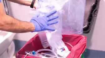 Yeni Bakteri Türü Hastanelerdeki Plastiklere Yapışarak Büyüyor