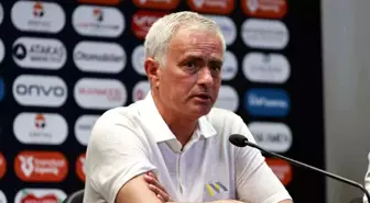 Jose Mourinho: 'Başkan röportajında benim kalmamı istediğini belirtiyor, kendisi bana güveniyor'