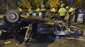 Kartal'da iki otomobilin karıştığı kazada 5 kişi yaralandı