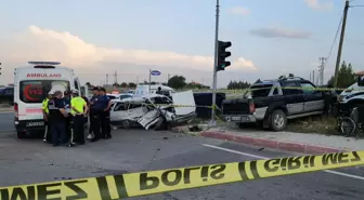 Konya'da Trafik Kazası: 2 Ölü, 4 Yaralı