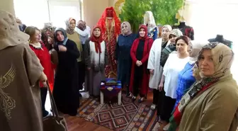 Kadınlar Giyim Kursunda Yıl Sonu Sergisi Gerçekleştirildi