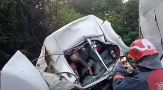 Kocaeli'de Feci Kaza: Sürücü Hayatını Kaybetti