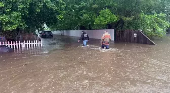 Teksas'ı fırtına vurdu! 160 bin kişi elektriksiz kaldı