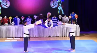 Anadolu Üniversitesi'nin Spor Başarıları Ödüllendirildi