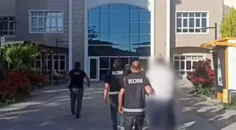 Burdur'da Göç İdaresi Müdürü Rüşvetle Tutuklandı