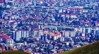 Erzurum'da iki vali yardımcısı ve on kaymamak değişti