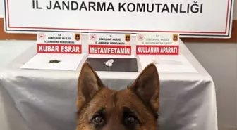 Trabzon'dan Gümüşhane'ye Uyuşturucu Taşıyan İki Şüpheli Yakalandı