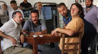 İlker Ayrık'tan şaşırtan 'Çakallarla Dans' itirafı! Neden rol almadığını ilk kez açıkladı