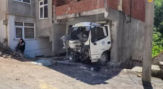 Ereğli'de Kamyonet Kaza Yaptı: İki Yaralı