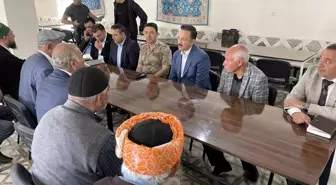 Kaymakam Bayram, Malazgirt Köylerini Ziyaret Ediyor