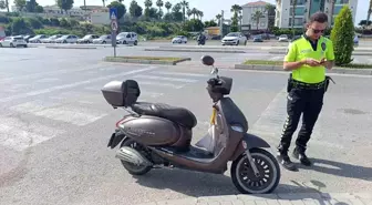 Manavgat'ta Motosiklet ve Otomobil Çarpıştı: 1 Yaralı