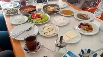 Dünya Kahvaltı Günü Muradiye Şelalesi'nde Kutlanacak