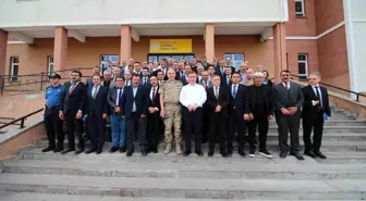 Vali Aydoğdu'dan Muhtarlarla Toplantı