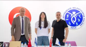 Aydın Büyükşehir Belediyespor'da Kaptan Fatma Şekerci ile Yeniden Anlaşma