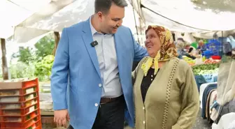Beşiktaş Belediyesi Başkanı Vekili Rasim Şişman, Konaklar Semt Pazarı'nı Ziyaret Etti
