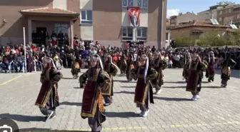 Salih Onaran İmam Hatip Ortaokulu'nda Yabancı Dil Şenliği Coşkuyla Gerçekleşti