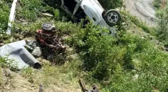Elazığ'da Uçurumdan Yuvarlanan Araçta Ölü Sayısı 2'ye Yükseldi