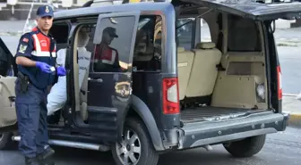 İzmir'de Pompalı Tüfekli Saldırı: 3 Ölü, 3 Yaralı