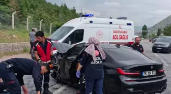 Kayseri'de Trafik Kazası: 2 Ölü, 1 Ağır Yaralı